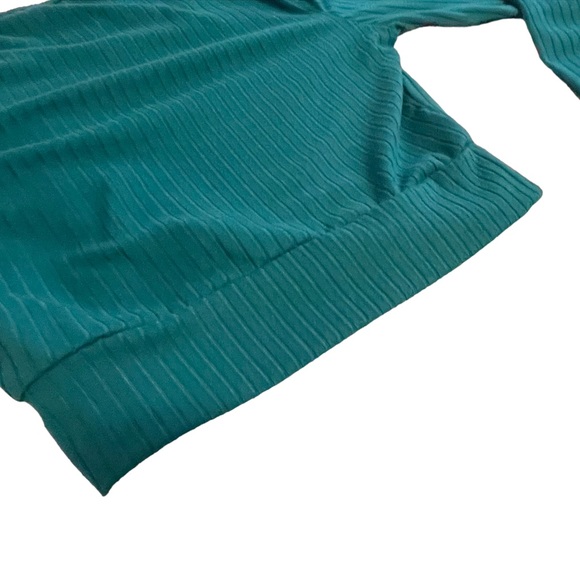 Teal crop top long sleeve - Picture 5 of 5